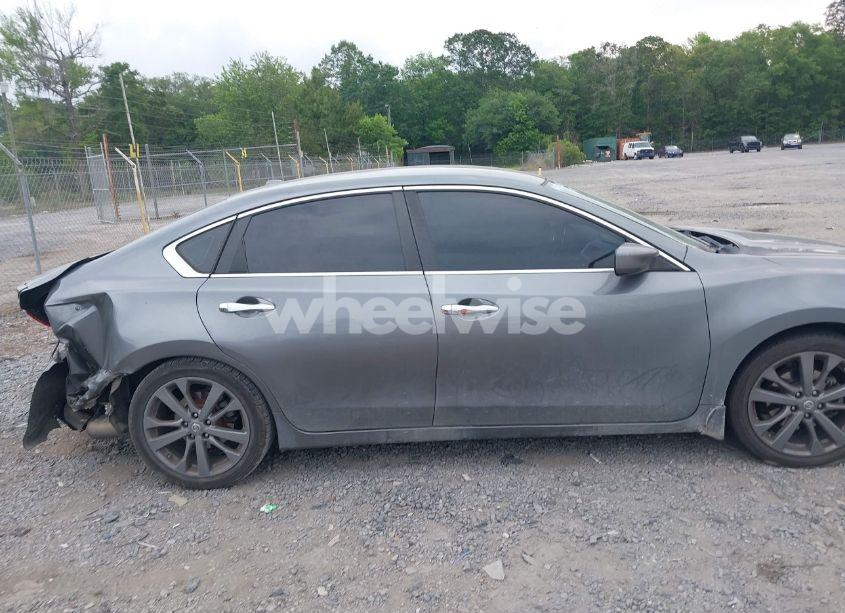 Photo 13 of 2018 Nissan Altima 2.5 SR (VIN 1N4AL3APXJC142208)