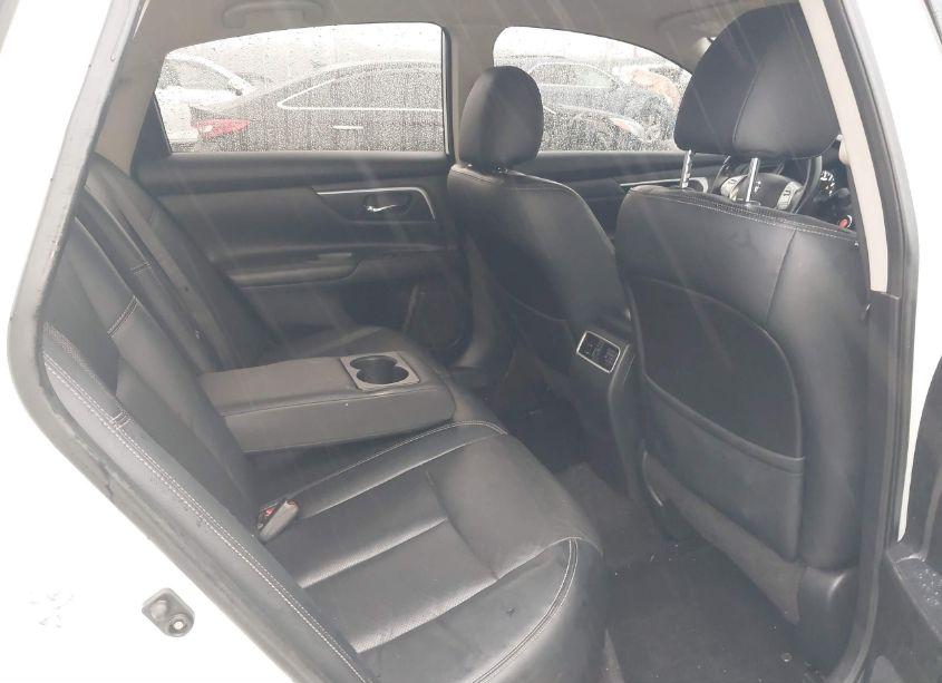 Photo 8 of 2018 Nissan Altima 2.5 SL (VIN 1N4AL3APXJC150079)