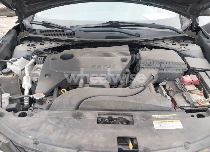 Photo 10 of 2018 Nissan Altima 2.5 SR (VIN 1N4AL3APXJC155282)