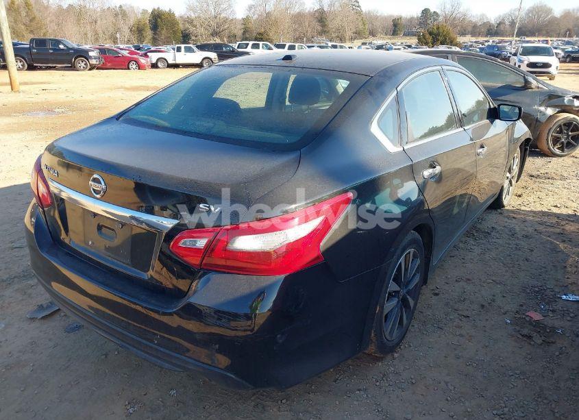 Photo 4 of 2018 Nissan Altima 2.5 SV (VIN 1N4AL3APXJC175919)