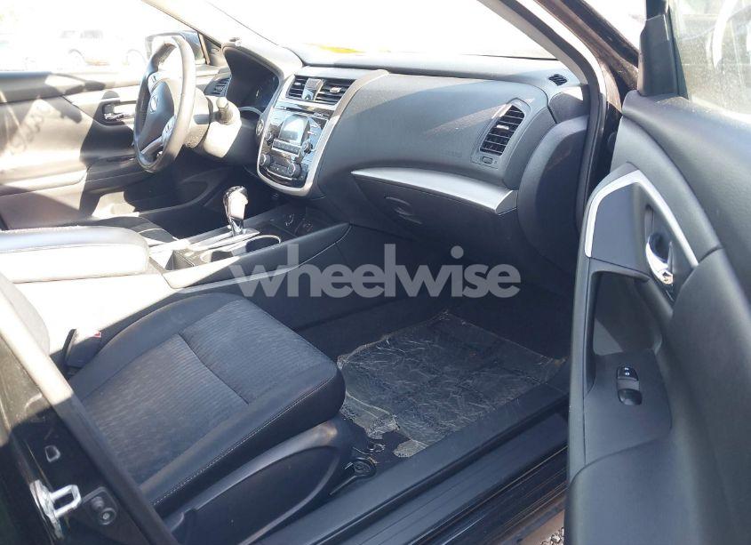 Photo 5 of 2018 Nissan Altima 2.5 SV (VIN 1N4AL3APXJC175919)