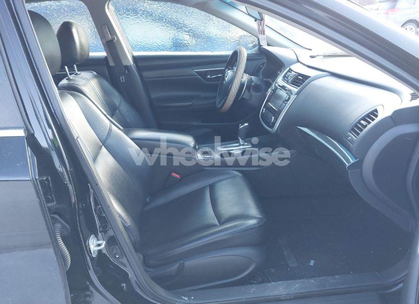 Photo 5 of 2018 Nissan Altima 2.5 SR (VIN 1N4AL3APXJC180506)