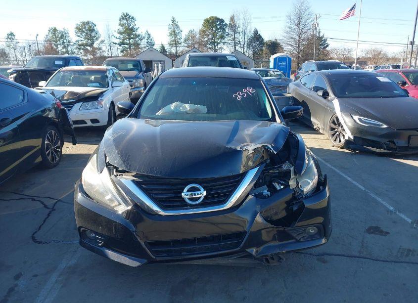 Photo 12 of 2018 Nissan Altima 2.5 SR (VIN 1N4AL3APXJC182398)