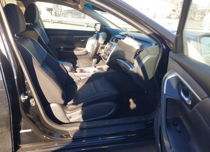 Photo 5 of 2018 Nissan Altima 2.5 SR (VIN 1N4AL3APXJC182398)