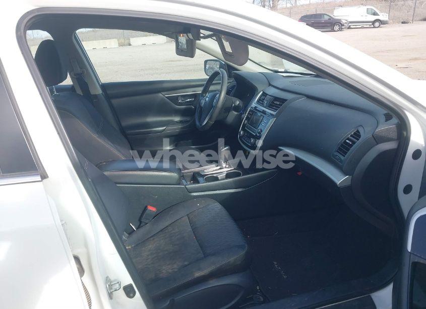 Photo 5 of 2018 Nissan Altima 2.5 SV (VIN 1N4AL3APXJC188489)