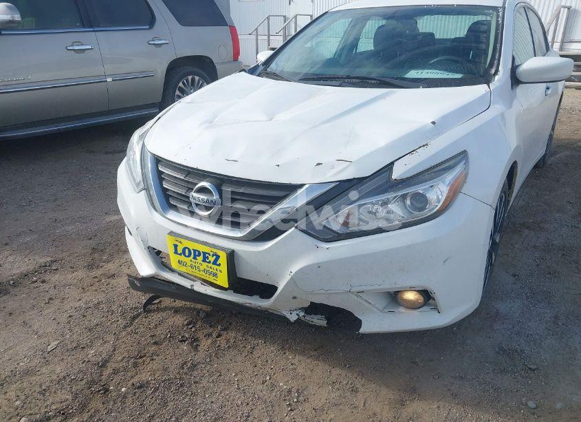 Photo 6 of 2018 Nissan Altima 2.5 SV (VIN 1N4AL3APXJC188489)