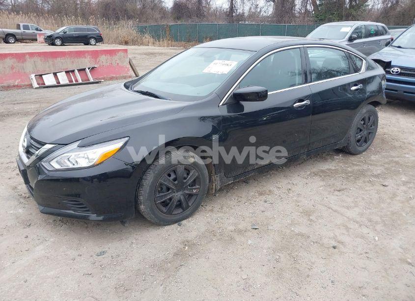 Photo 2 of 2018 Nissan Altima 2.5 S (VIN 1N4AL3APXJC189710)