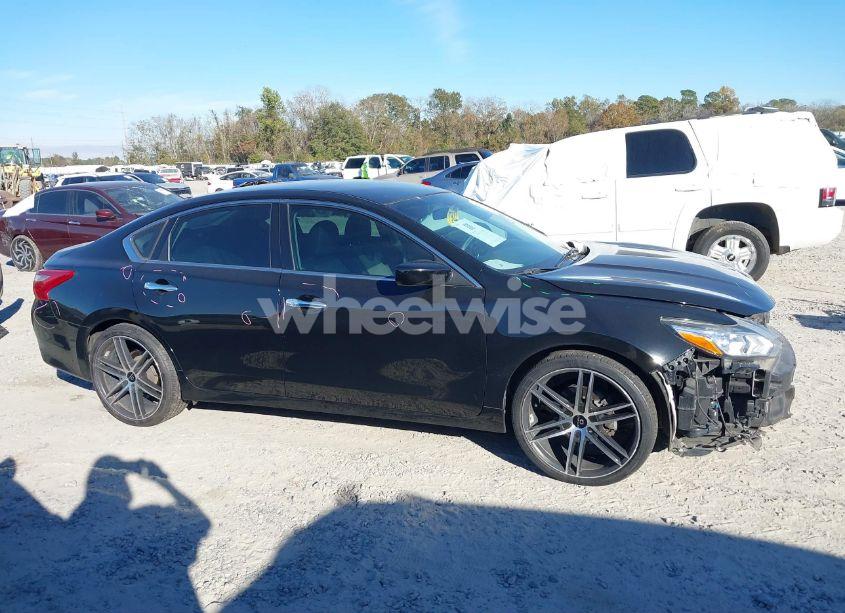 Photo 14 of 2018 Nissan Altima 2.5 S (VIN 1N4AL3APXJC205985)