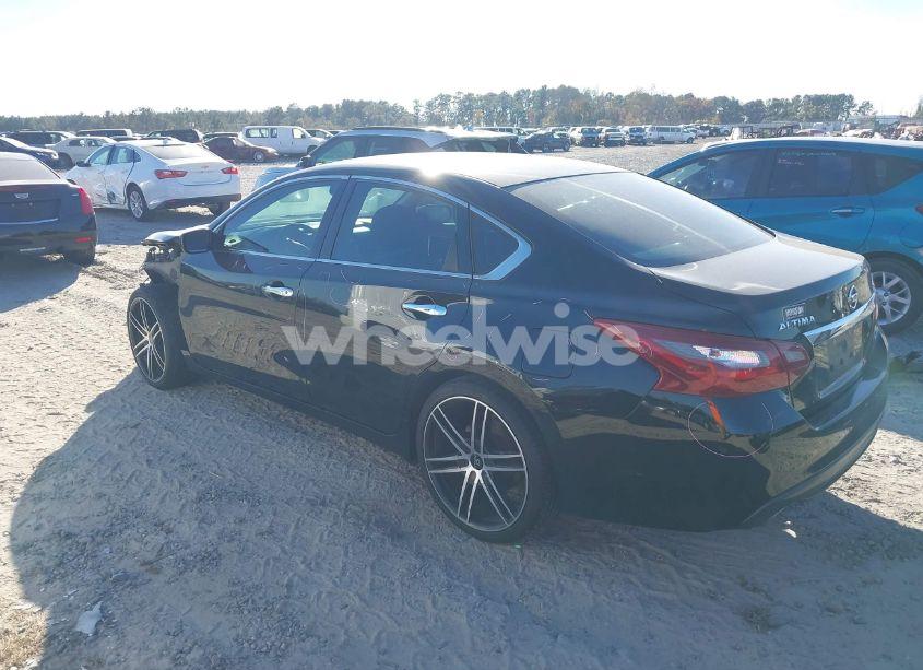 Photo 3 of 2018 Nissan Altima 2.5 S (VIN 1N4AL3APXJC205985)