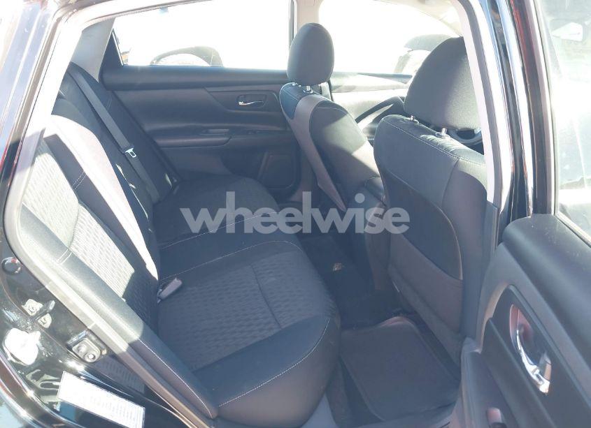 Photo 8 of 2018 Nissan Altima 2.5 S (VIN 1N4AL3APXJC205985)