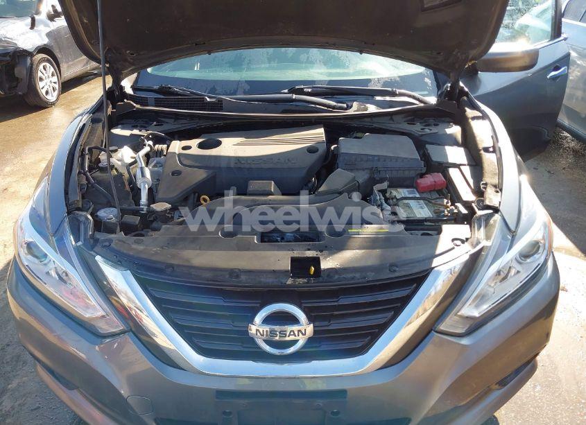 Photo 10 of 2018 Nissan Altima 2.5 SV (VIN 1N4AL3APXJC207834)