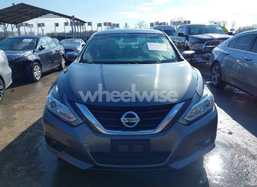 Photo 13 of 2018 Nissan Altima 2.5 SV (VIN 1N4AL3APXJC207834)