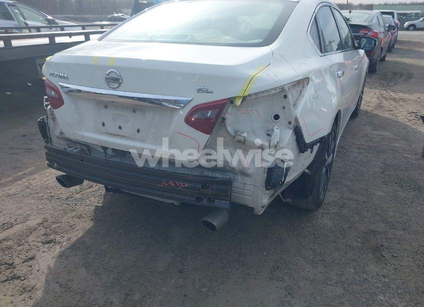 Photo 18 of 2018 Nissan Altima 2.5 SL (VIN 1N4AL3APXJC211141)