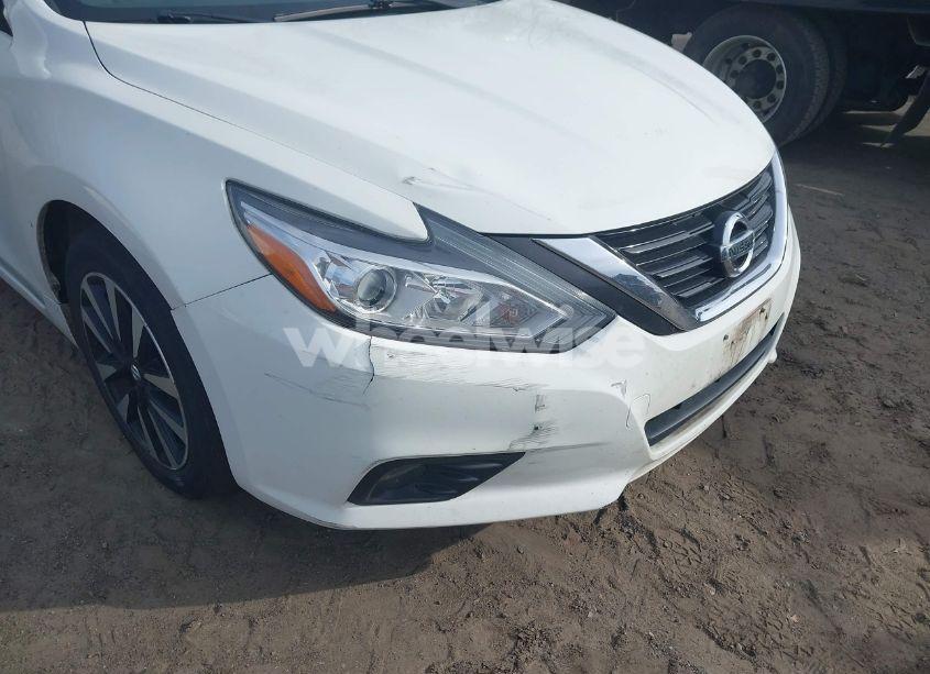 Photo 6 of 2018 Nissan Altima 2.5 SL (VIN 1N4AL3APXJC211141)