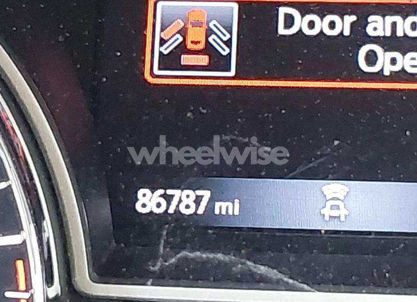 Photo 15 of 2018 Nissan Altima 2.5 SR (VIN 1N4AL3APXJC219854)