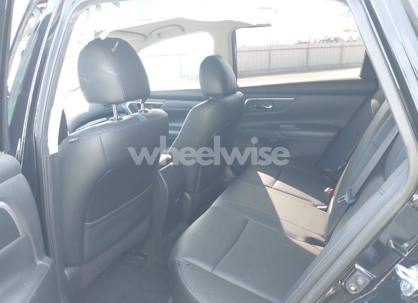 Photo 8 of 2018 Nissan Altima 2.5 SR (VIN 1N4AL3APXJC219854)