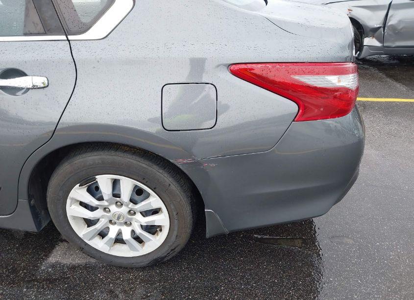 Photo 19 of 2018 Nissan Altima 2.5 S (VIN 1N4AL3APXJC225234)