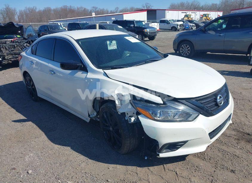 2018 Nissan Altima 2.5 SR (VIN 1N4AL3APXJC254250) main photo