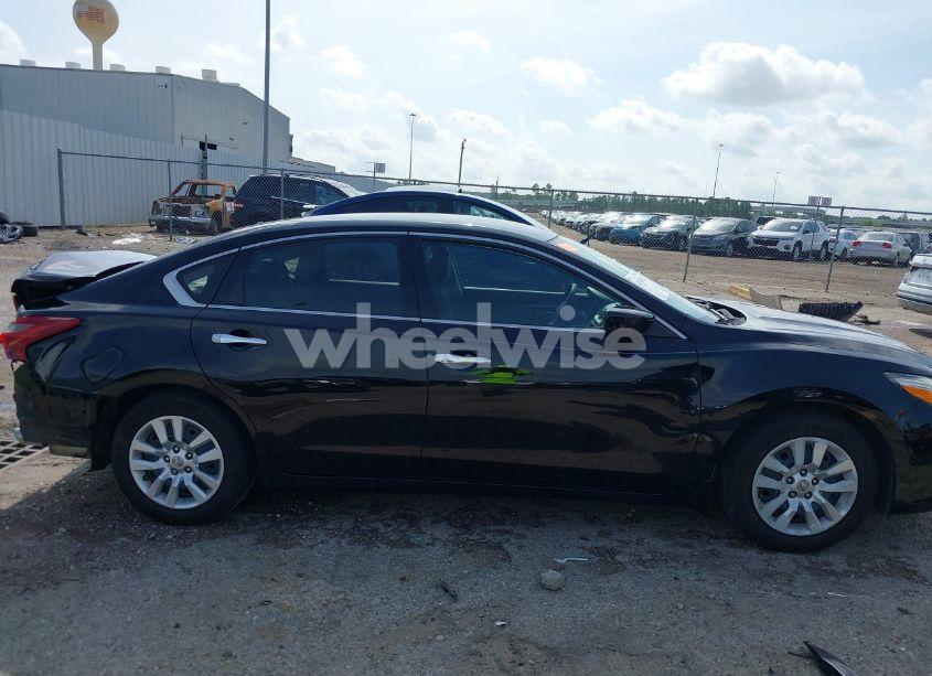 Photo 14 of 2018 Nissan Altima 2.5 S (VIN 1N4AL3APXJC261778)