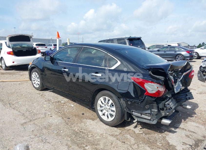 Photo 3 of 2018 Nissan Altima 2.5 S (VIN 1N4AL3APXJC261778)