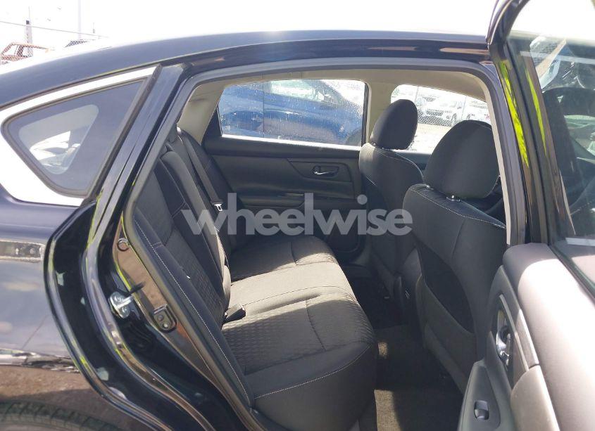 Photo 8 of 2018 Nissan Altima 2.5 S (VIN 1N4AL3APXJC261778)