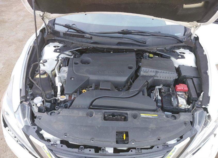 Photo 10 of 2018 Nissan Altima 2.5 SV (VIN 1N4AL3APXJC269637)