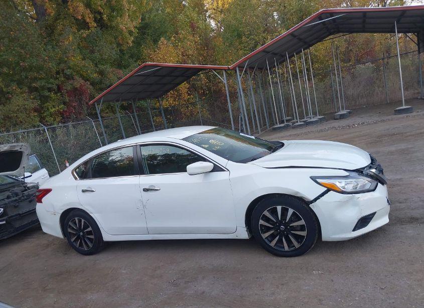 Photo 13 of 2018 Nissan Altima 2.5 SV (VIN 1N4AL3APXJC269637)