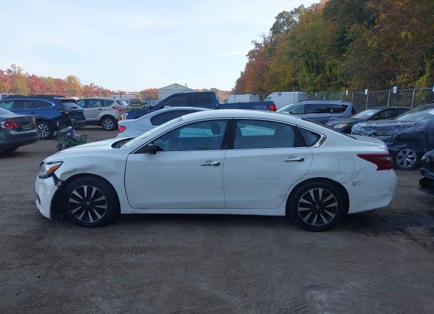 Photo 14 of 2018 Nissan Altima 2.5 SV (VIN 1N4AL3APXJC269637)