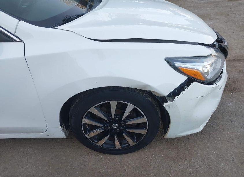 Photo 20 of 2018 Nissan Altima 2.5 SV (VIN 1N4AL3APXJC269637)