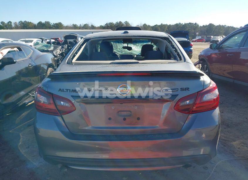 Photo 15 of 2018 Nissan Altima 2.5 SR (VIN 1N4AL3APXJC275504)