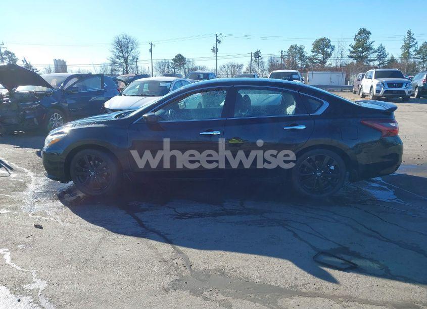 Photo 14 of 2018 Nissan Altima 2.5 SR (VIN 1N4AL3APXJC279178)