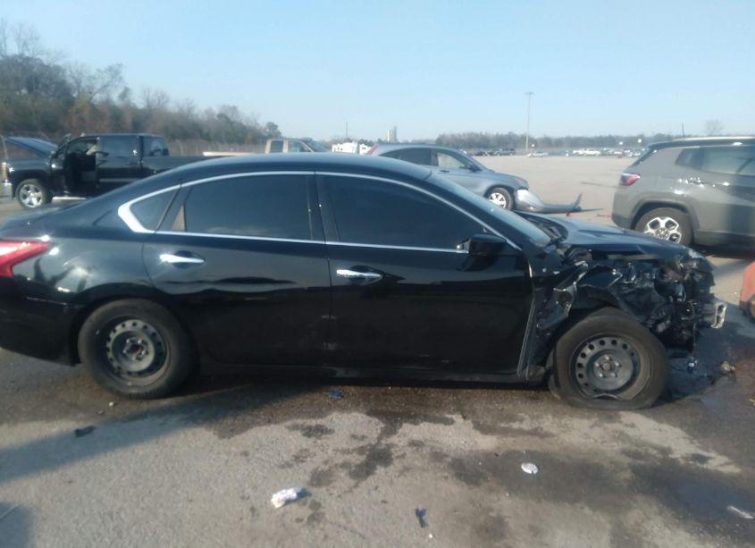 Photo 13 of 2018 Nissan Altima 2.5 S (VIN 1N4AL3APXJC280749)