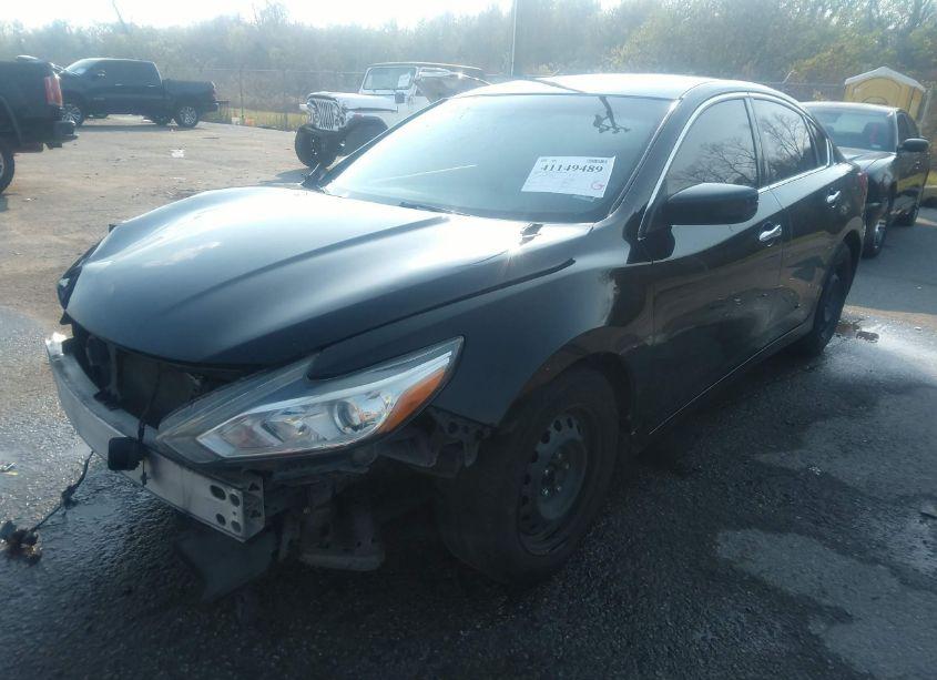 Photo 2 of 2018 Nissan Altima 2.5 S (VIN 1N4AL3APXJC280749)