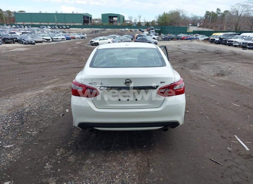 Photo 16 of 2018 Nissan Altima 2.5 SV (VIN 1N4AL3APXJC283392)