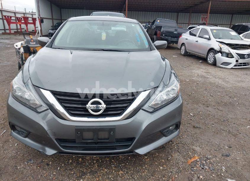 Photo 12 of 2018 Nissan Altima 2.5 SR (VIN 1N4AL3APXJC285515)