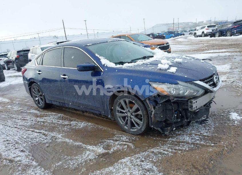 2018 Nissan Altima 2.5 SR (VIN 1N4AL3APXJC471345) main photo