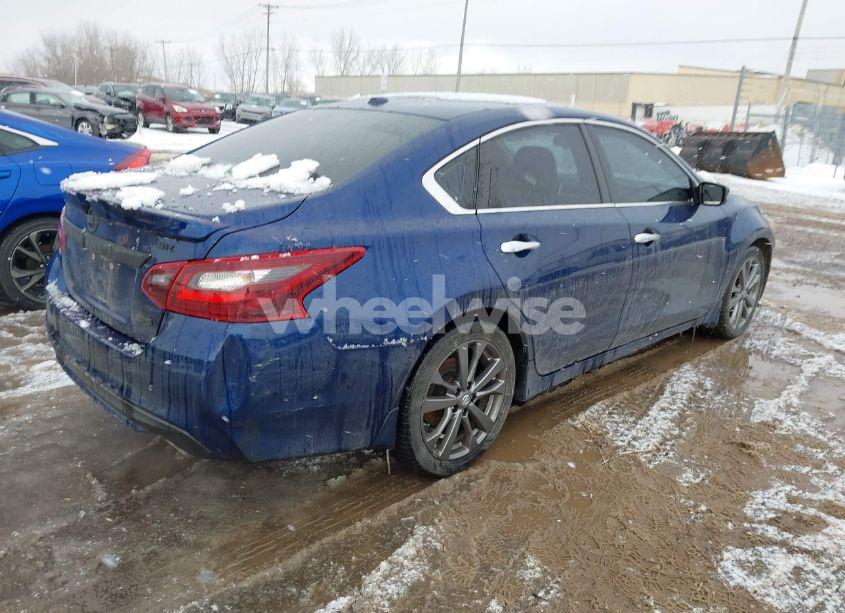 Photo 4 of 2018 Nissan Altima 2.5 SR (VIN 1N4AL3APXJC471345)