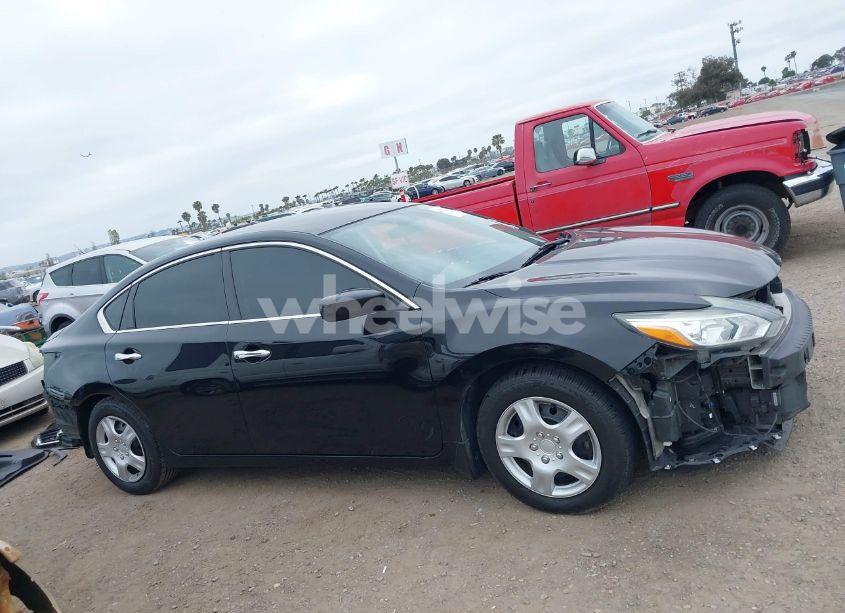 Photo 14 of 2018 Nissan Altima 2.5 S (VIN 1N4AL3APXJC475752)