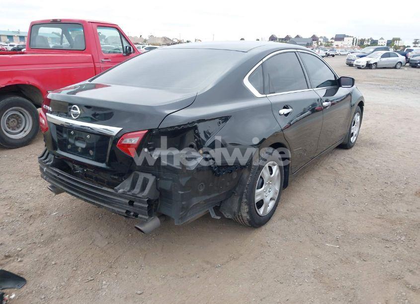 Photo 4 of 2018 Nissan Altima 2.5 S (VIN 1N4AL3APXJC475752)