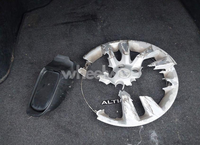 Photo 12 of 2018 Nissan Altima 2.5 S (VIN 1N4AL3APXJC479543)