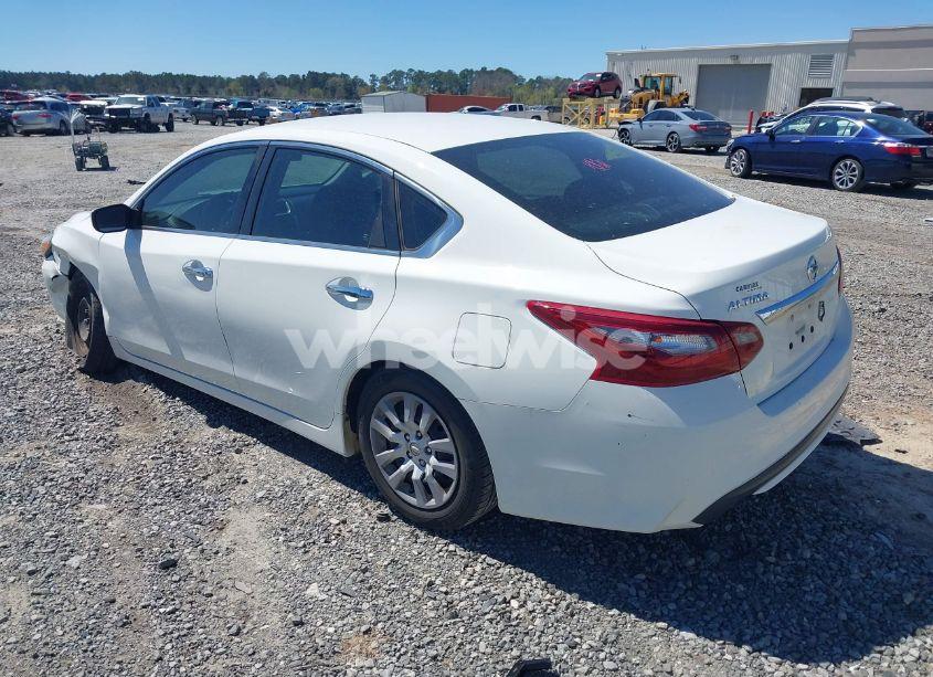Photo 3 of 2018 Nissan Altima 2.5 S (VIN 1N4AL3APXJC480398)