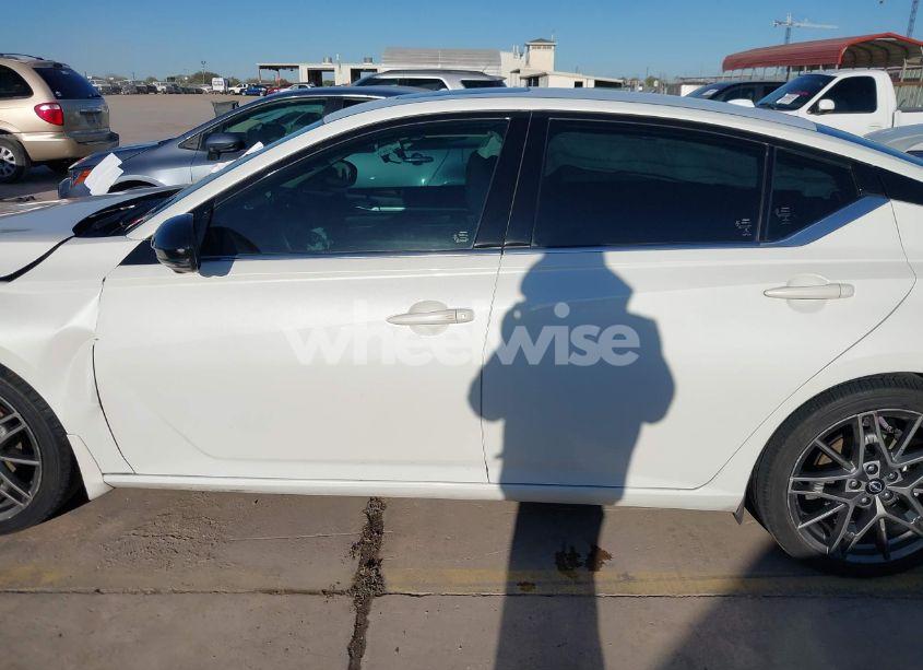 Photo 14 of 2023 Nissan Altima SR VC-TURBO FWD (VIN 1N4AL4CV0PN326412)