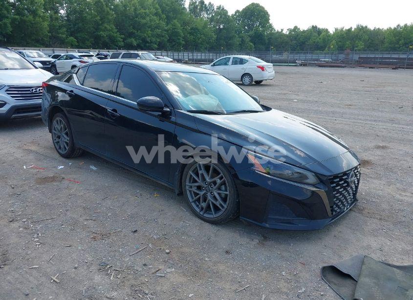 2024 Nissan Altima SR VC-TURBO FWD (VIN 1N4AL4CV0RN354892) main photo