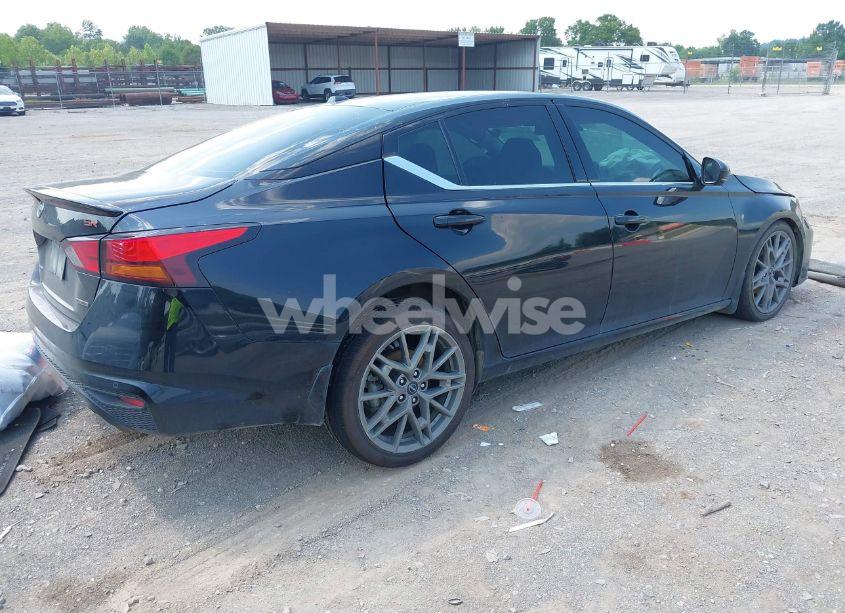 Photo 4 of 2024 Nissan Altima SR VC-TURBO FWD (VIN 1N4AL4CV0RN354892)