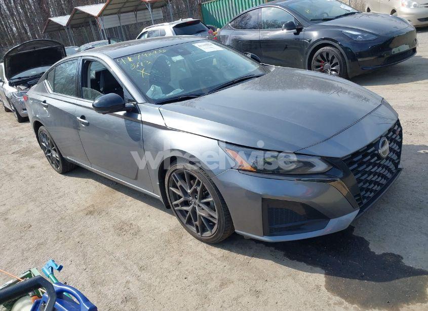 2023 Nissan Altima SR VC-TURBO FWD (VIN 1N4AL4CV1PN366157) main photo