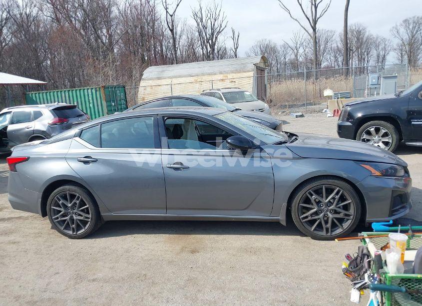 Photo 13 of 2023 Nissan Altima SR VC-TURBO FWD (VIN 1N4AL4CV1PN366157)