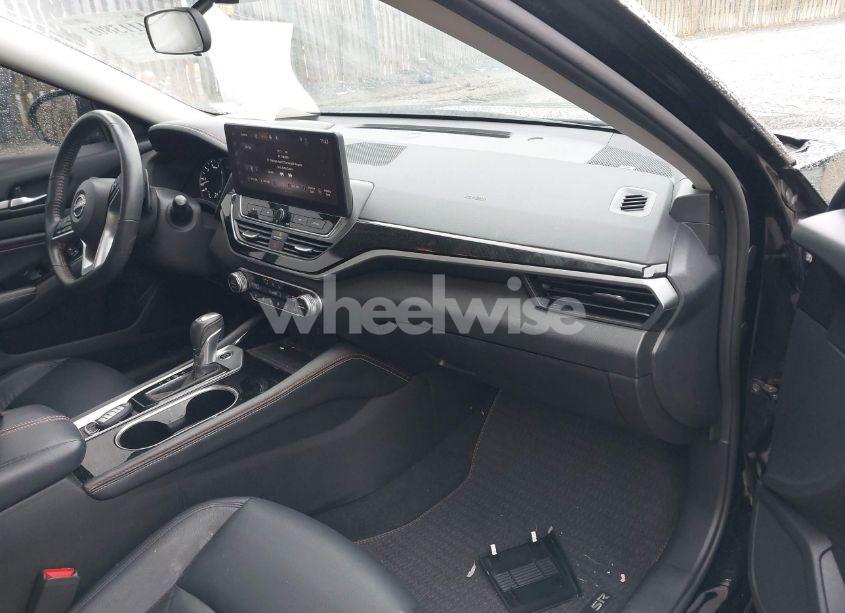 Photo 5 of 2023 Nissan Altima SR VC-TURBO FWD (VIN 1N4AL4CV2PN345382)