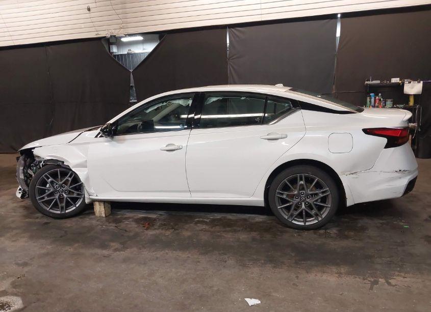 Photo 14 of 2023 Nissan Altima SR VC-TURBO FWD (VIN 1N4AL4CV2PN393822)