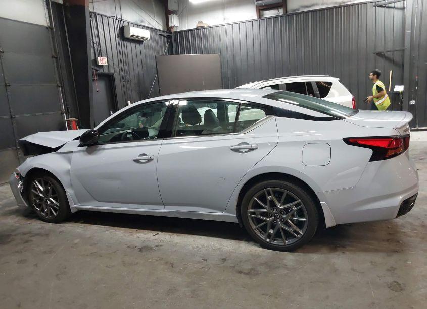 Photo 14 of 2024 Nissan Altima SR VC-TURBO FWD (VIN 1N4AL4CV2RN327192)