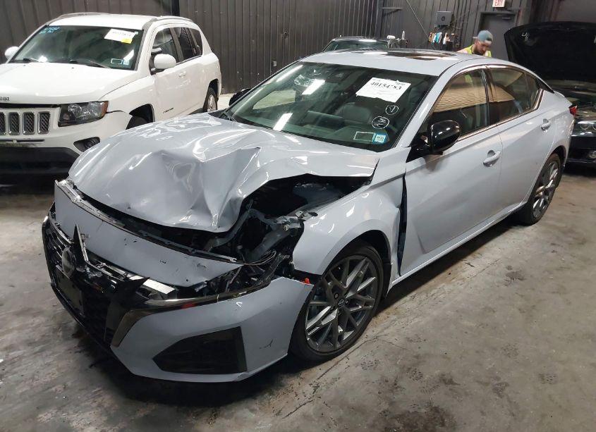 Photo 6 of 2024 Nissan Altima SR VC-TURBO FWD (VIN 1N4AL4CV2RN327192)